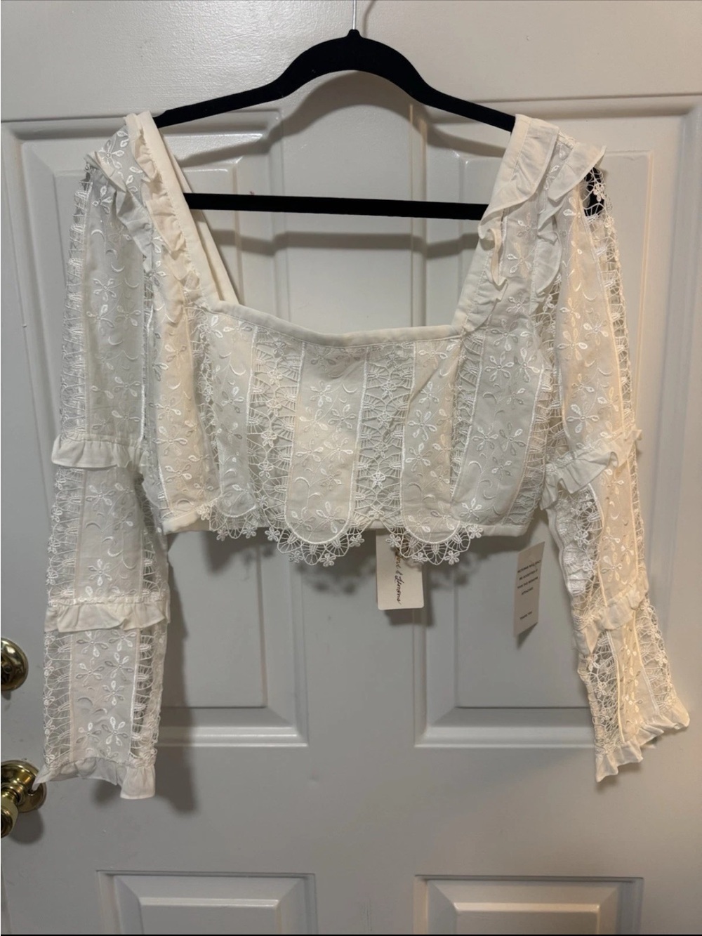 For Love and Lemons White Lace Crop-top  Size Medium NWT